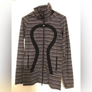 Lululemon athletica In stride hooded full zip jacket black gray stripe women’s 4